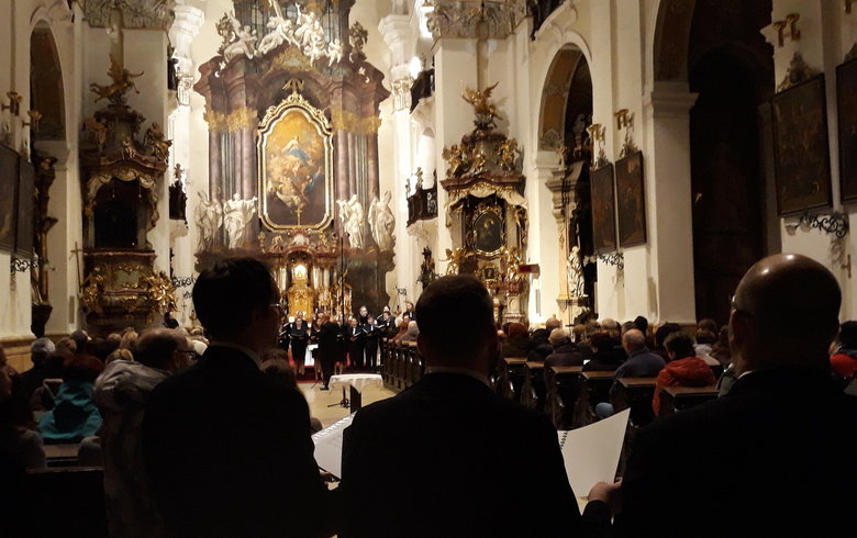 benefiční koncert pro hospic Oblastní charity Hradec Králové