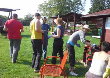 Dobrovolníci v Dětském domově v Nechanicích