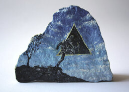 Karel Jerie
https://www.kareljerie.cz/

Kamínek je možné získat na online aukci 14.-24. 6. 2020 na AUKRO!