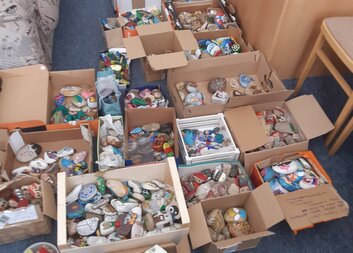 Kamínky od dětí a dospělých na Divadelním festivale   