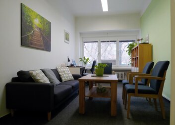 Jak Poradna pro lidi v tísni pomáhá lidem v obtížných životních a finančních situacích