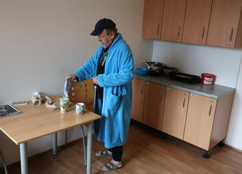 Pračky a lednice pomáhaj velice - projekt v rámci Burzy filantropie pro lidi bez domova