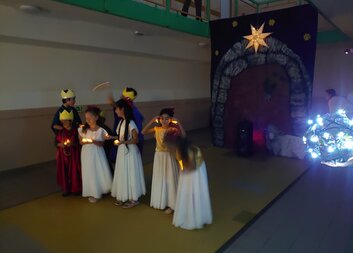 Oslava Aventu v Domově pro matky s dětmi