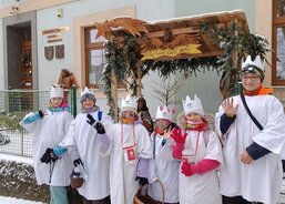 Hořiněves, Želkovice