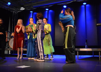 Krásný, lidský, solidární, takový byl benefiční večer v Petrof Gallery