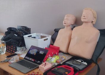 Kurz první pomoci pro maminky z Azylového domu